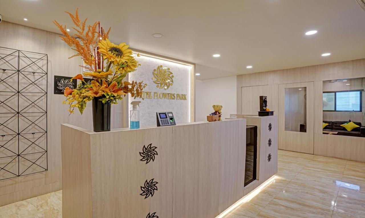 Itsy Hotels Flowers Park Nashik Buitenkant foto