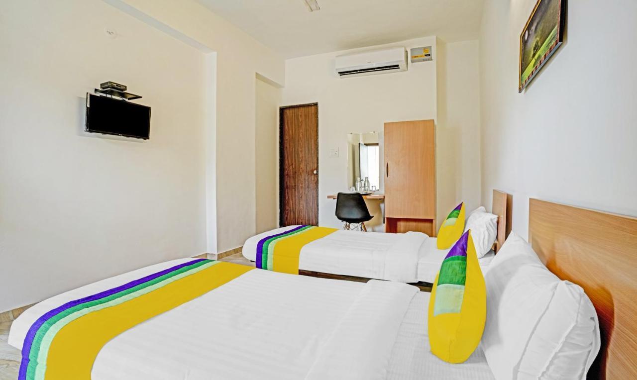 Itsy Hotels Flowers Park Nashik Buitenkant foto