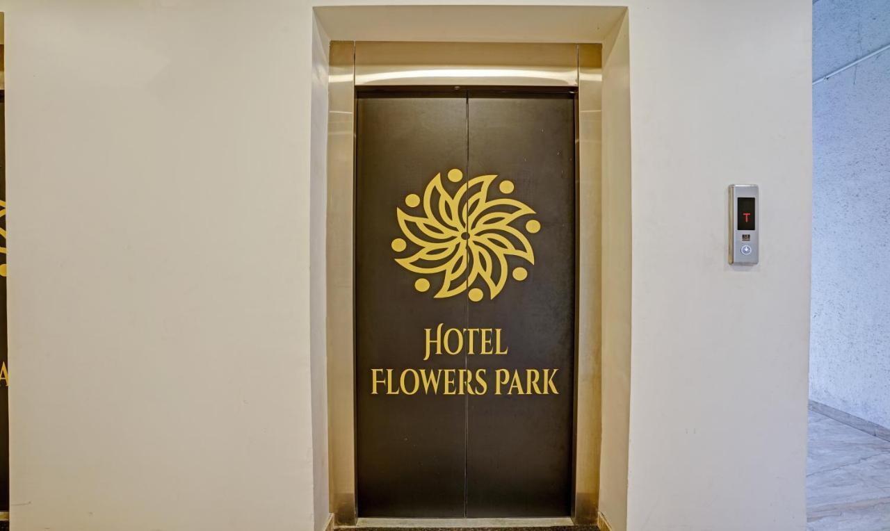 Itsy Hotels Flowers Park Nashik Buitenkant foto